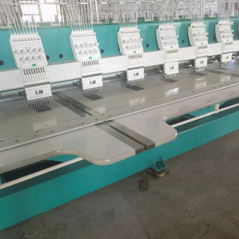 9 nõel 22 pea 400 pea kaugus suur kiirus Y750 kasutatud emboridery masin